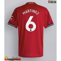 Camisa de Futebol Manchester United Lisandro Martinez #6 Equipamento Principal 2025-26 Manga Curta